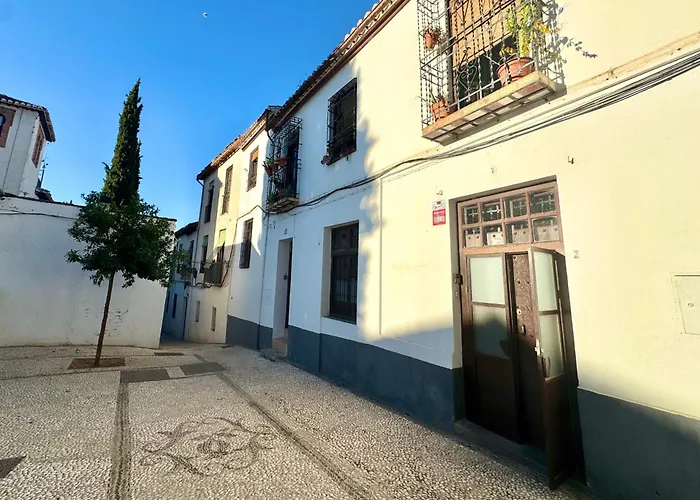 Tranquilo Apartamento en el corazón del Albaicín