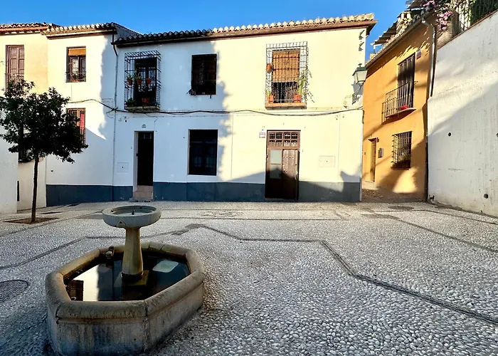Tranquilo Apartamento en el corazón del Albaicín